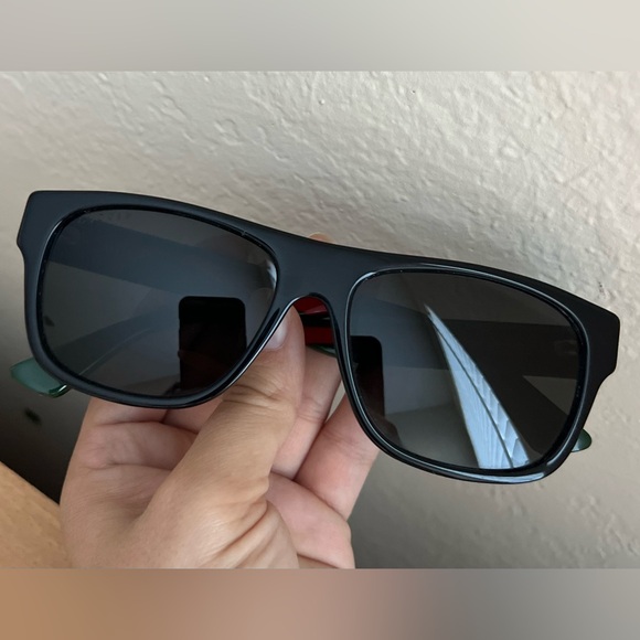 Gucci Men’s Polarized sunglasses GG0341S - Picture 2 of 16